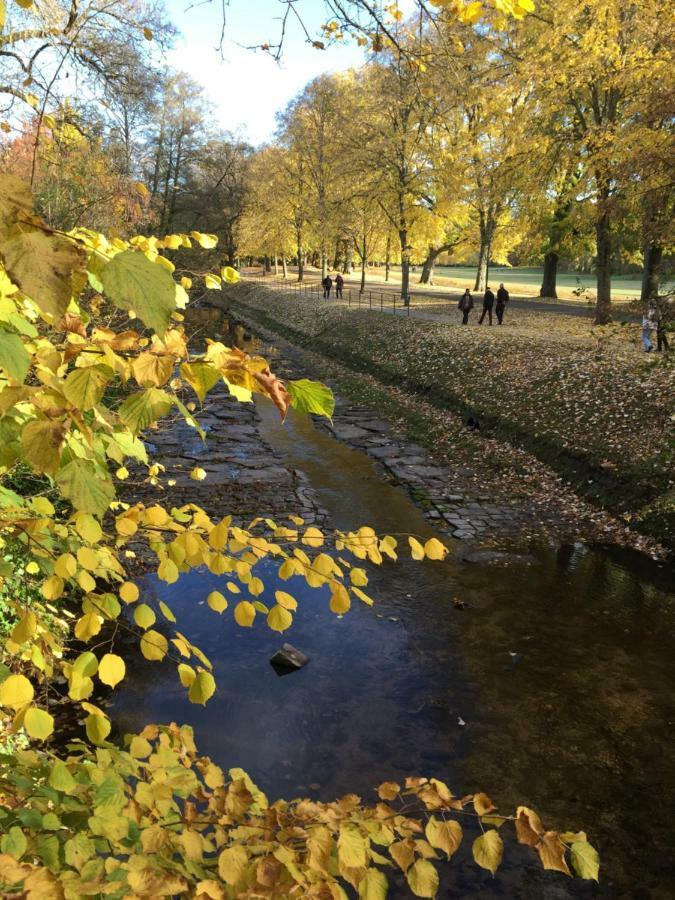 Suite Mit Blick Auf Die Lichtentaler Allee Baden-Baden Esterno foto